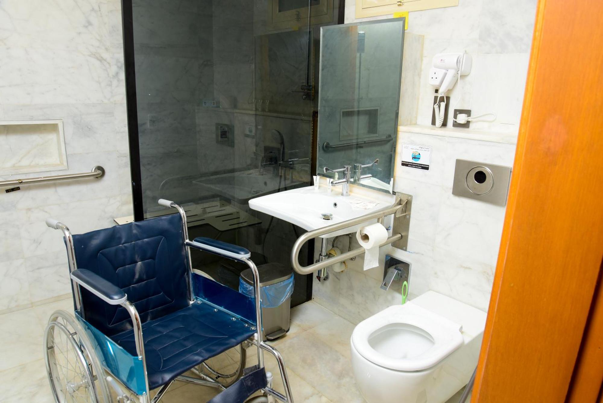 Al Thill Serviced * Riyadh